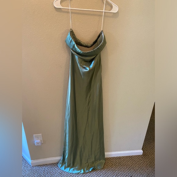 Strapless, sage green, satin dress - Picture 6 of 8